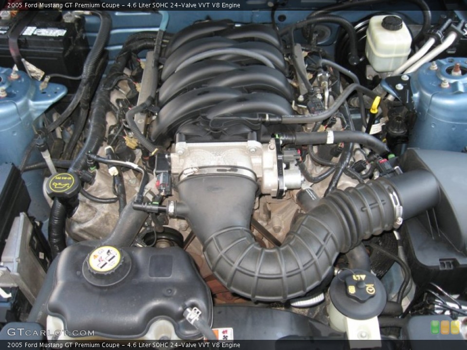 4.6 Liter SOHC 24-Valve VVT V8 Engine for the 2005 Ford Mustang #70495151
