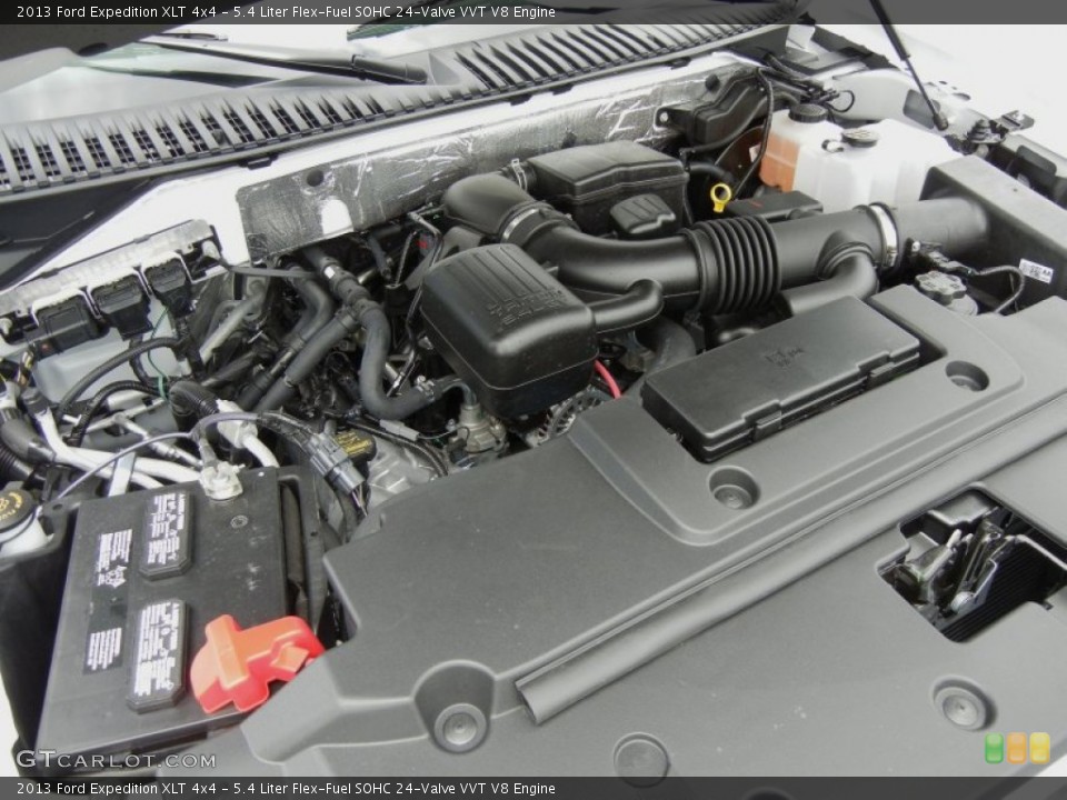 5.4 Liter Flex-Fuel SOHC 24-Valve VVT V8 Engine for the 2013 Ford Expedition #70632742
