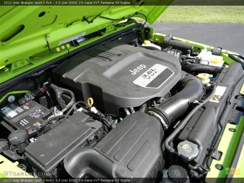 3.6 Liter DOHC 24-Valve VVT Pentastar V6 Engine for the 2012 Jeep Wrangler #70705829