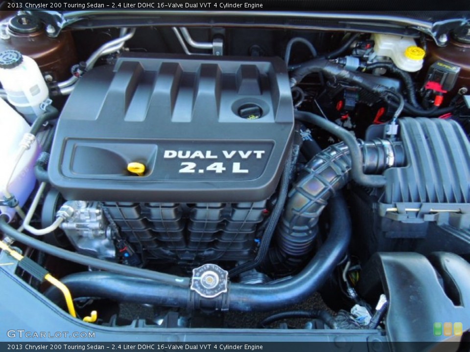 2.4 Liter DOHC 16-Valve Dual VVT 4 Cylinder Engine for the 2013 Chrysler 200 #70741625