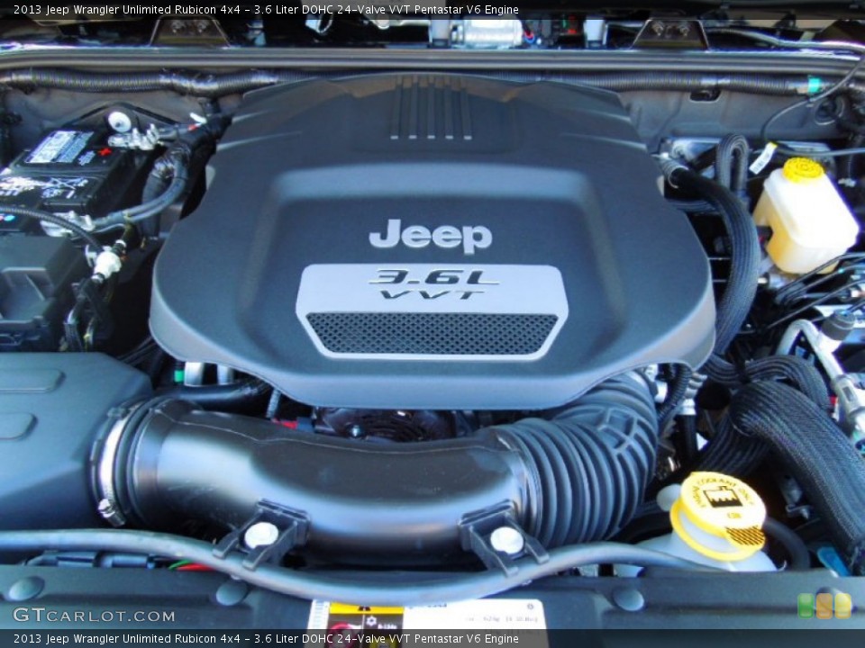 3.6 Liter DOHC 24-Valve VVT Pentastar V6 Engine for the 2013 Jeep Wrangler Unlimited #70754510