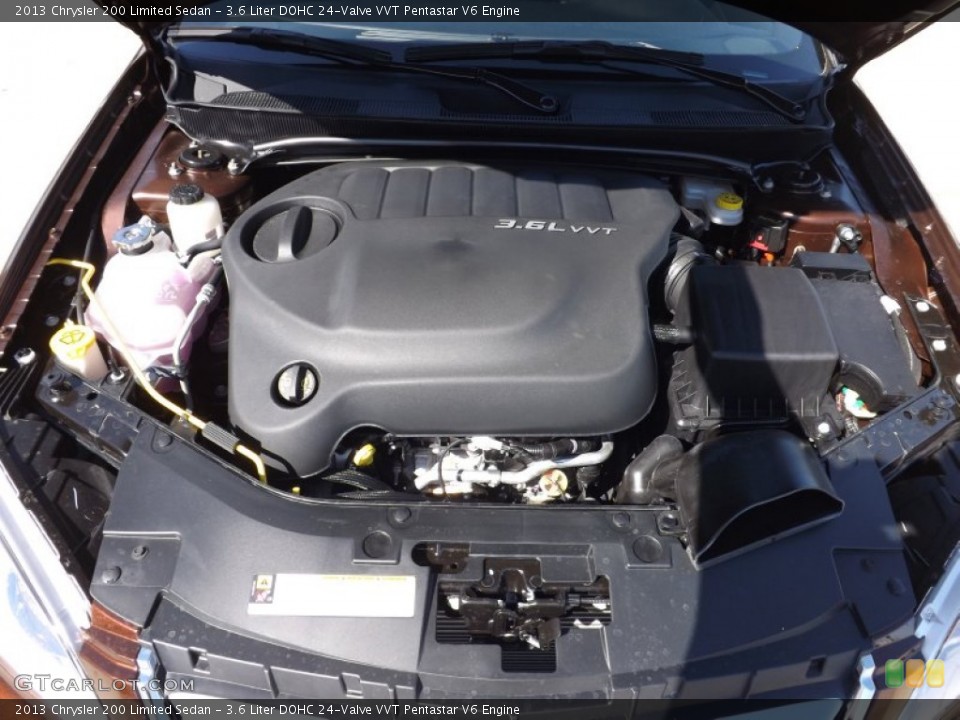 3.6 Liter DOHC 24-Valve VVT Pentastar V6 Engine for the 2013 Chrysler 200 #71029409