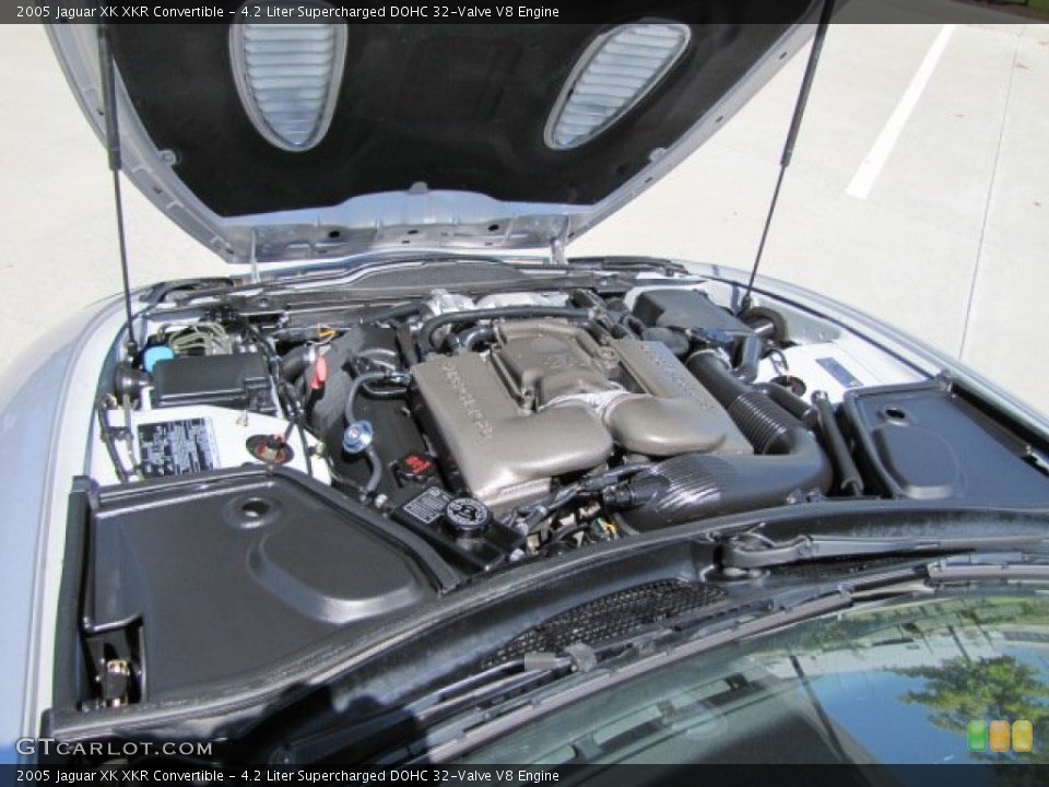 4.2 Liter Supercharged DOHC 32-Valve V8 Engine for the 2005 Jaguar XK #71056515