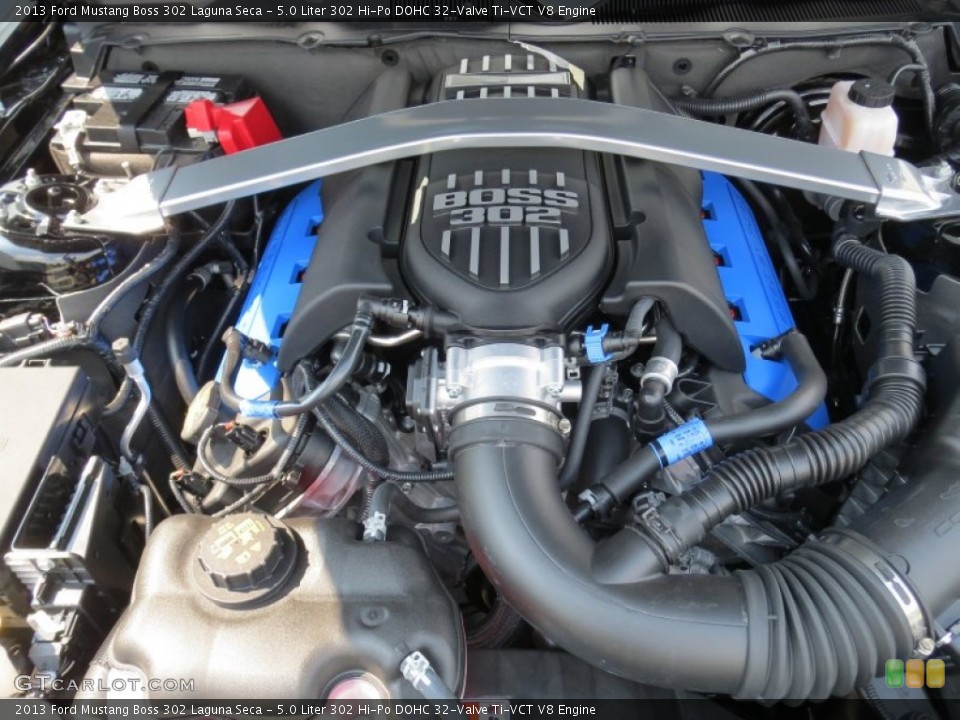 5.0 Liter 302 Hi-Po DOHC 32-Valve Ti-VCT V8 Engine for the 2013 Ford Mustang #71339483