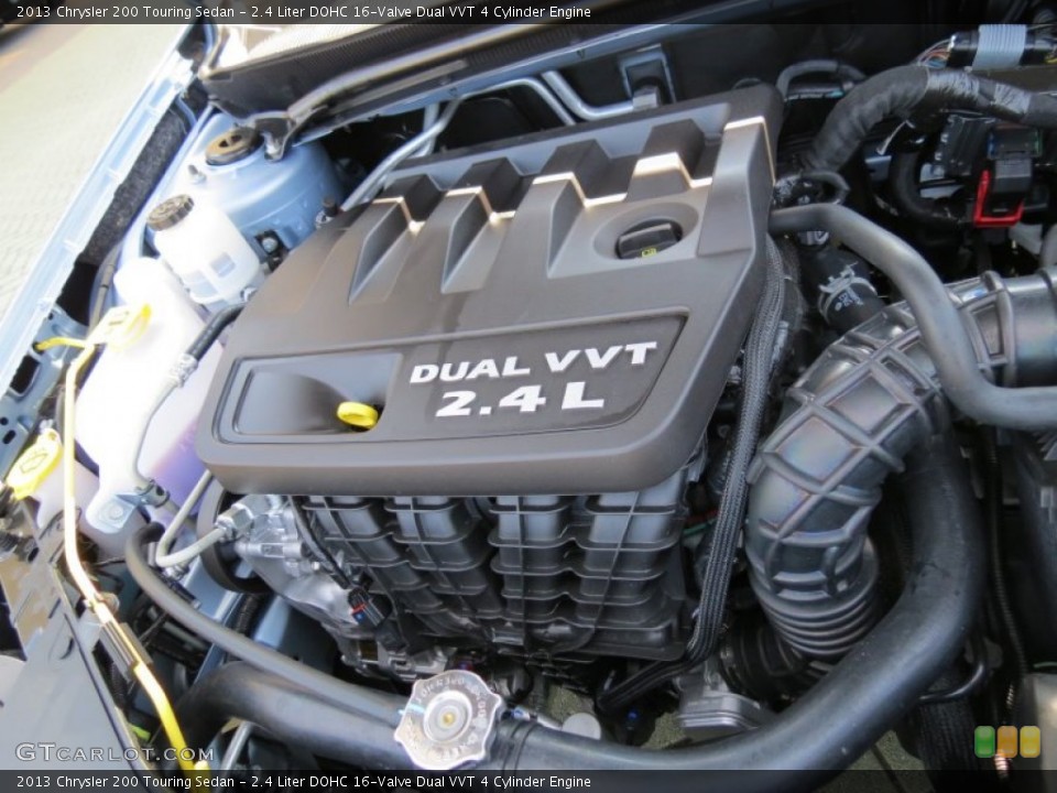 2.4 Liter DOHC 16-Valve Dual VVT 4 Cylinder Engine for the 2013 Chrysler 200 #71430593
