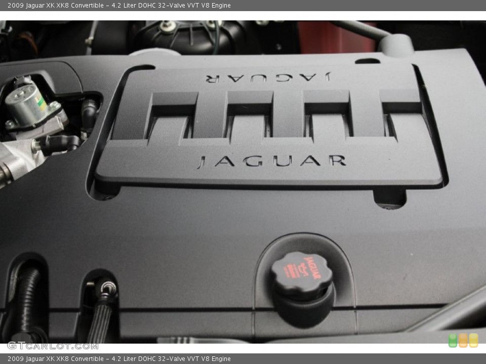 4.2 Liter DOHC 32-Valve VVT V8 2009 Jaguar XK Engine