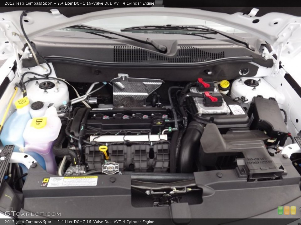 2.4 Liter DOHC 16-Valve Dual VVT 4 Cylinder Engine for the 2013 Jeep Compass #71587404
