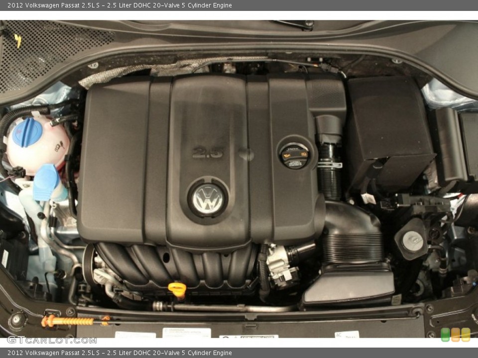2.5 Liter DOHC 20-Valve 5 Cylinder 2012 Volkswagen Passat Engine