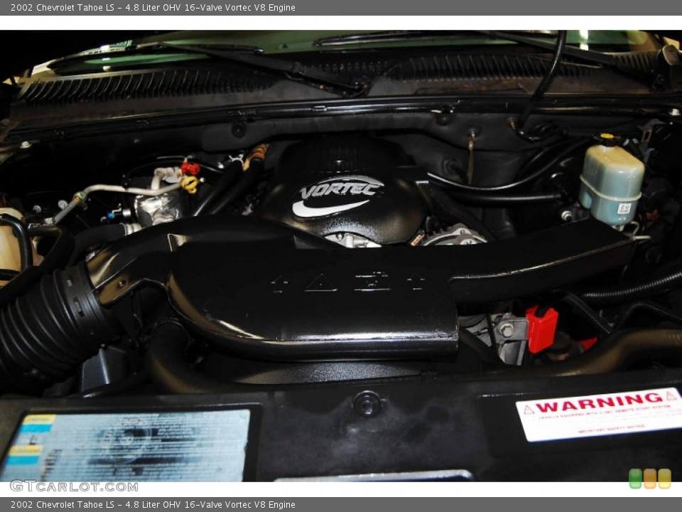 4.8 Liter OHV 16-Valve Vortec V8 2002 Chevrolet Tahoe Engine