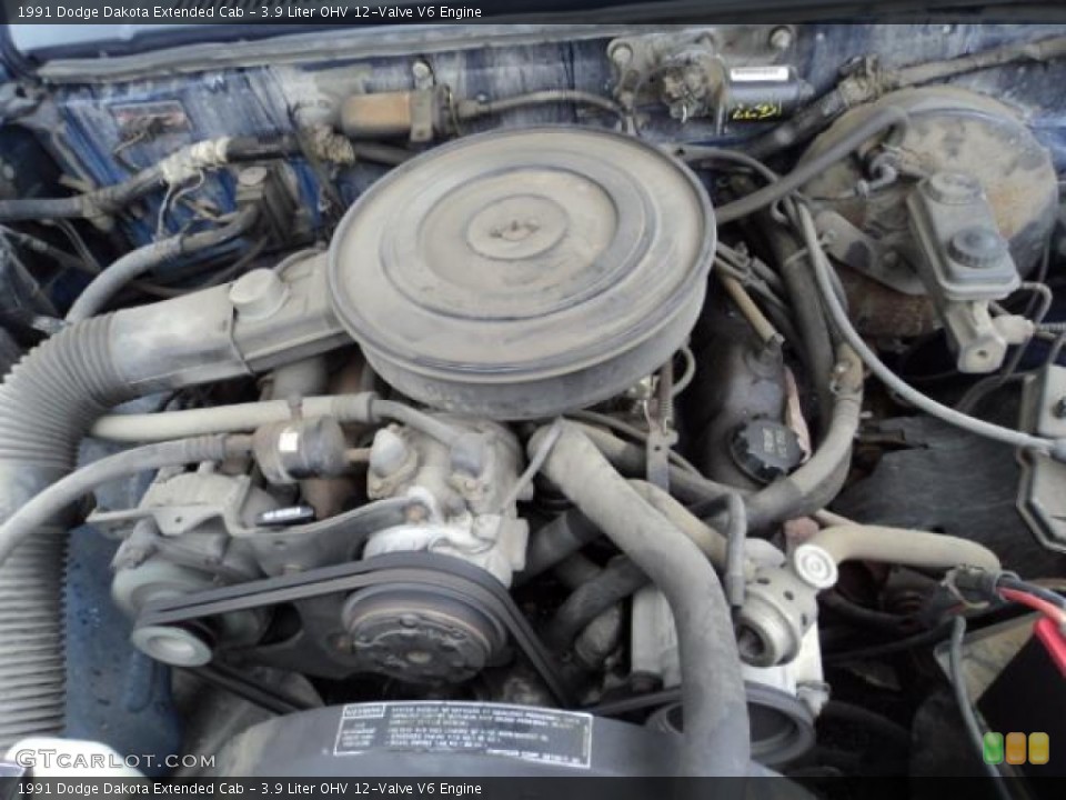3.9 Liter OHV 12-Valve V6 1991 Dodge Dakota Engine