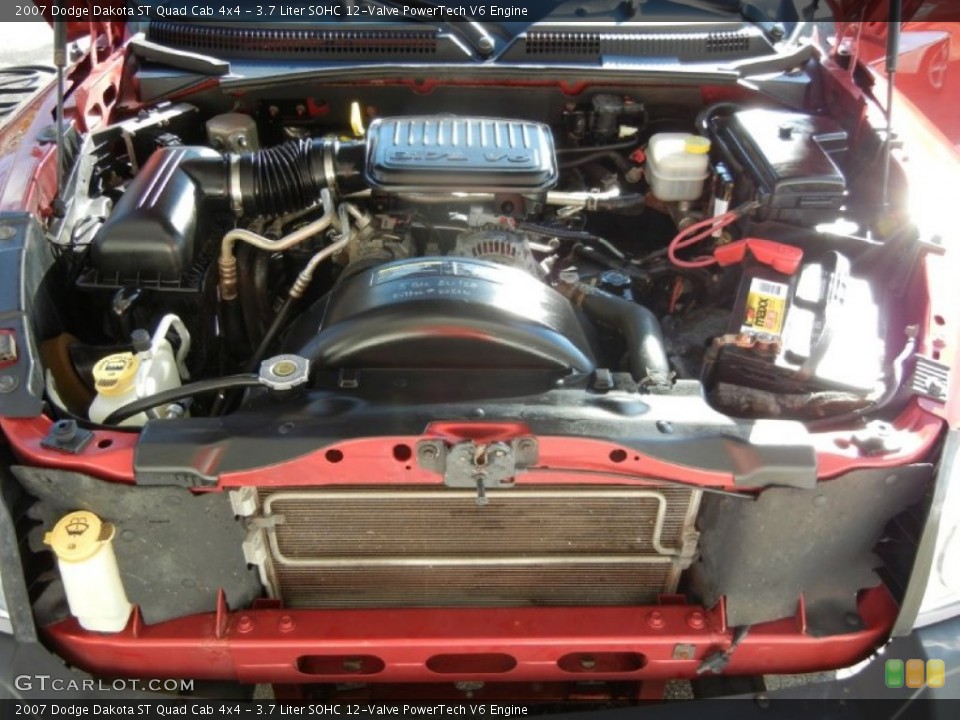 3.7 Liter SOHC 12-Valve PowerTech V6 Engine for the 2007 Dodge Dakota #72441978