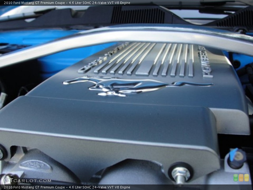 4.6 Liter SOHC 24-Valve VVT V8 Engine for the 2010 Ford Mustang #72684043