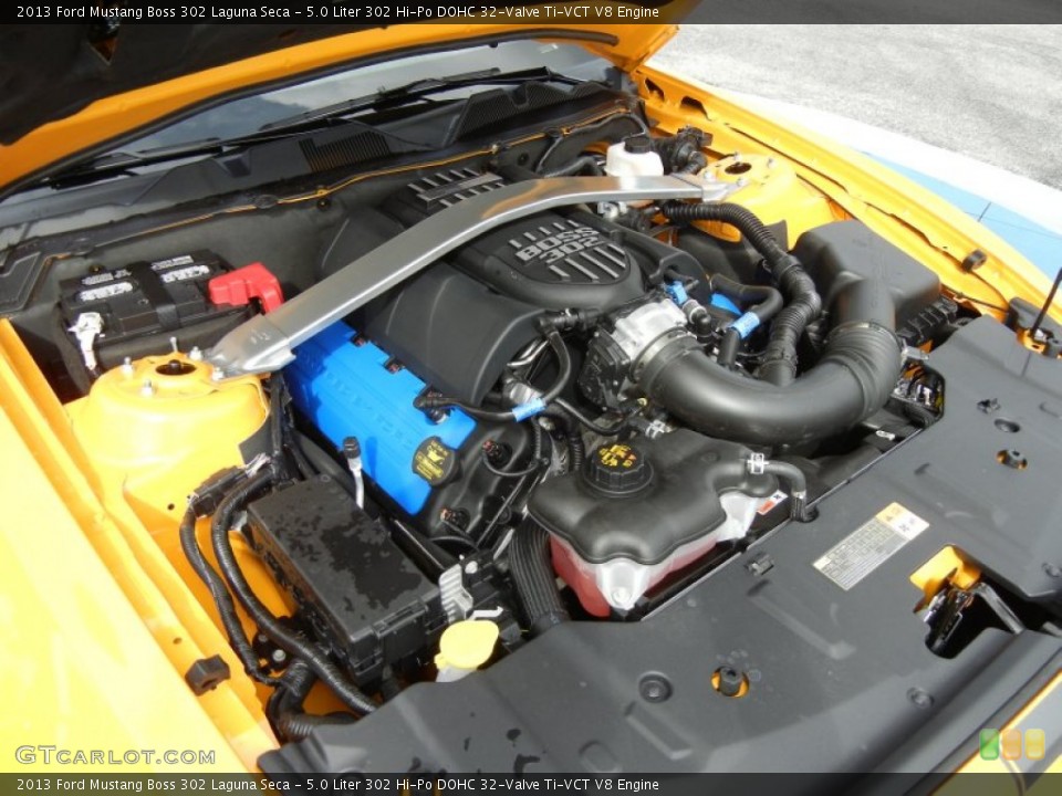 5.0 Liter 302 Hi-Po DOHC 32-Valve Ti-VCT V8 Engine for the 2013 Ford Mustang #72757406