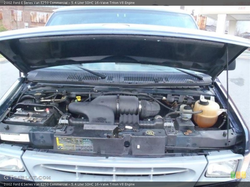 5.4 Liter SOHC 16-Valve Triton V8 2002 Ford E Series Van Engine