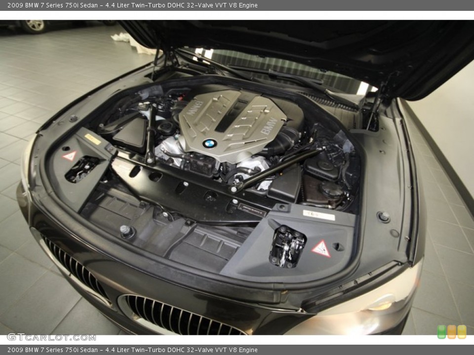 4.4 Liter Twin-Turbo DOHC 32-Valve VVT V8 Engine for the 2009 BMW 7 Series #73337964
