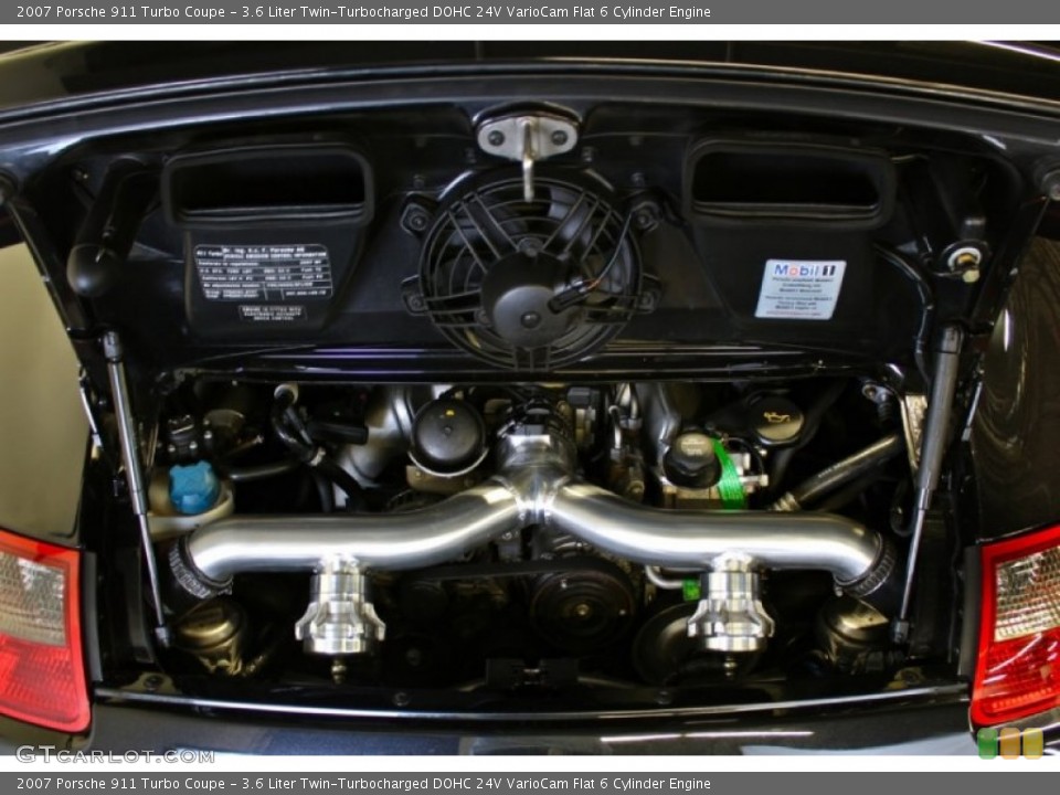 3.6 Liter Twin-Turbocharged DOHC 24V VarioCam Flat 6 Cylinder Engine for the 2007 Porsche 911 #73370756