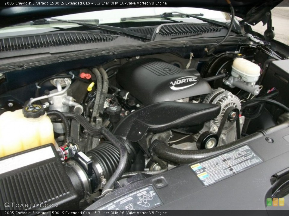 5.3 Liter OHV 16-Valve Vortec V8 Engine for the 2005 Chevrolet Silverado 1500 #73595301