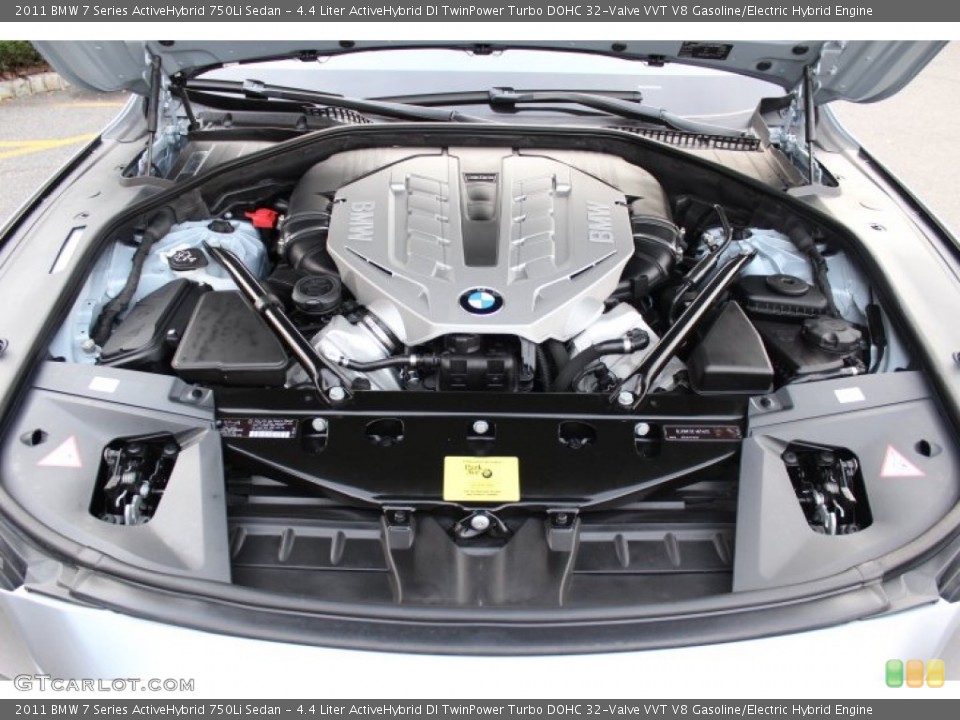 4.4 Liter ActiveHybrid DI TwinPower Turbo DOHC 32-Valve VVT V8 Gasoline/Electric Hybrid Engine for the 2011 BMW 7 Series #73624274