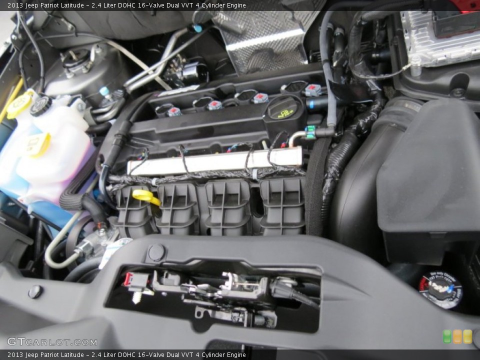 2.4 Liter DOHC 16-Valve Dual VVT 4 Cylinder 2013 Jeep Patriot Engine