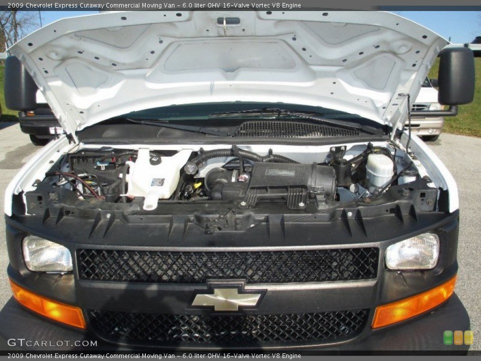6.0 liter OHV 16-Valve Vortec V8 Engine for the 2009 Chevrolet Express Cutaway #73822607