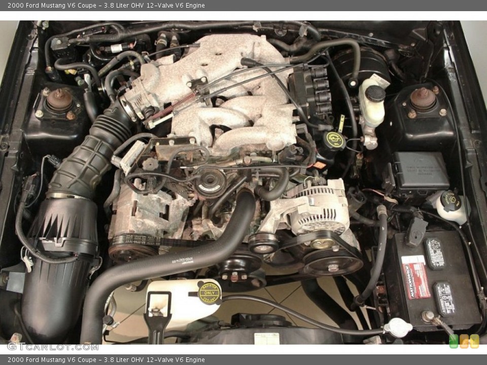 3.8 Liter OHV 12-Valve V6 Engine for the 2000 Ford Mustang #74073499