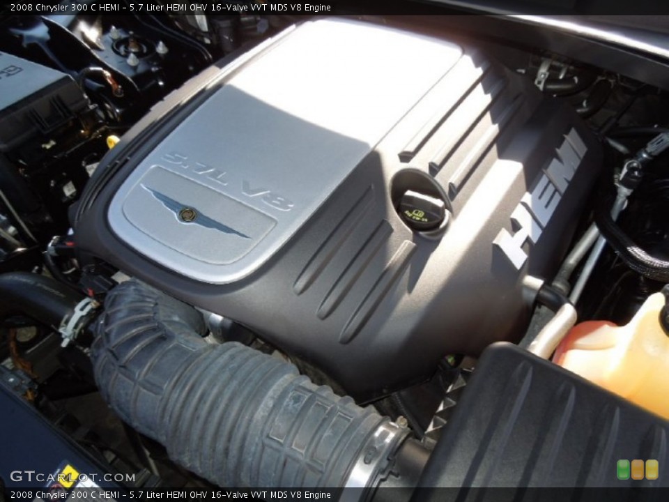 5.7 Liter HEMI OHV 16-Valve VVT MDS V8 2008 Chrysler 300 Engine