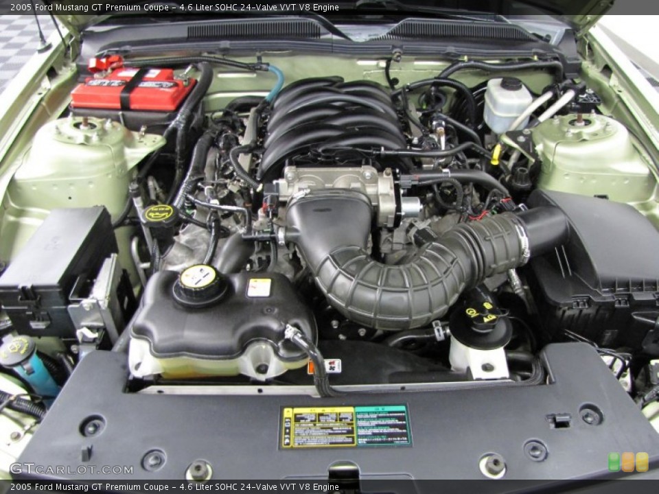 4.6 Liter SOHC 24-Valve VVT V8 Engine for the 2005 Ford Mustang #74323718