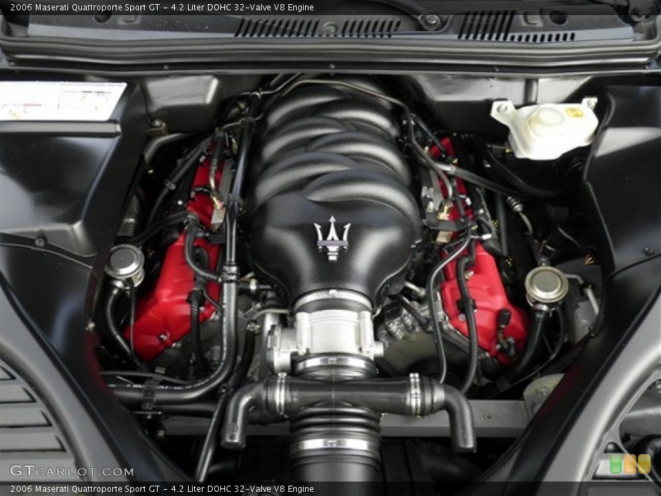4.2 Liter DOHC 32-Valve V8 Engine for the 2006 Maserati Quattroporte #74390293