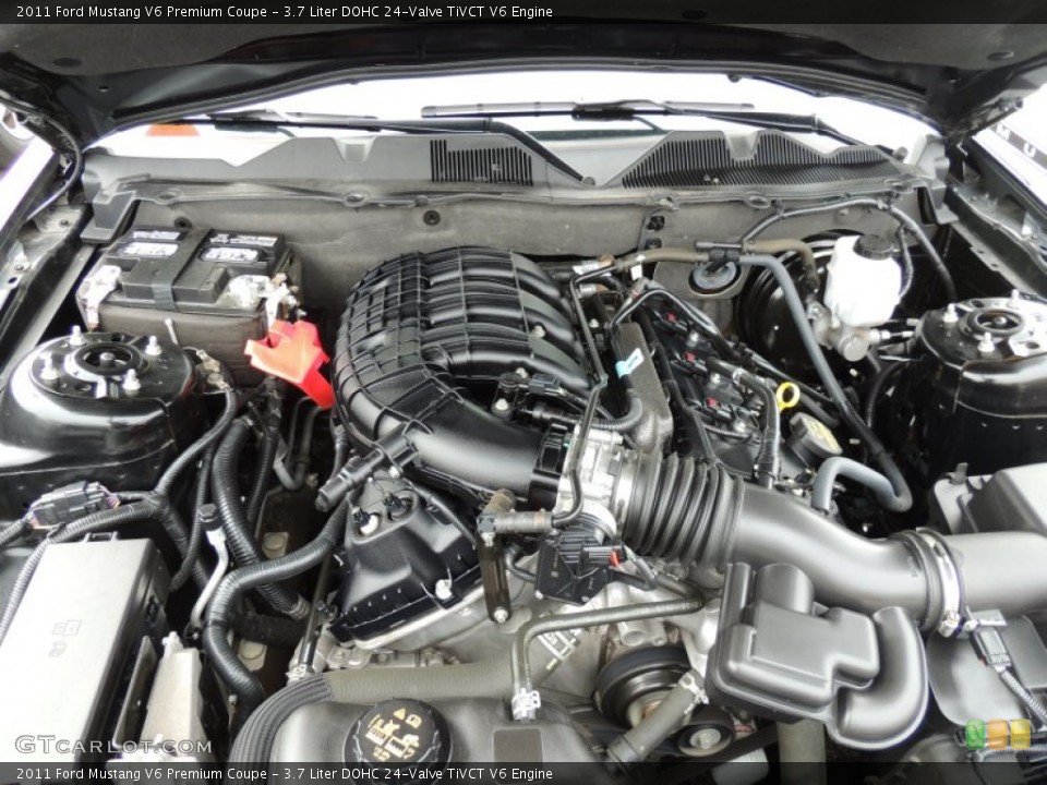 3.7 Liter DOHC 24-Valve TiVCT V6 Engine for the 2011 Ford Mustang #74518330