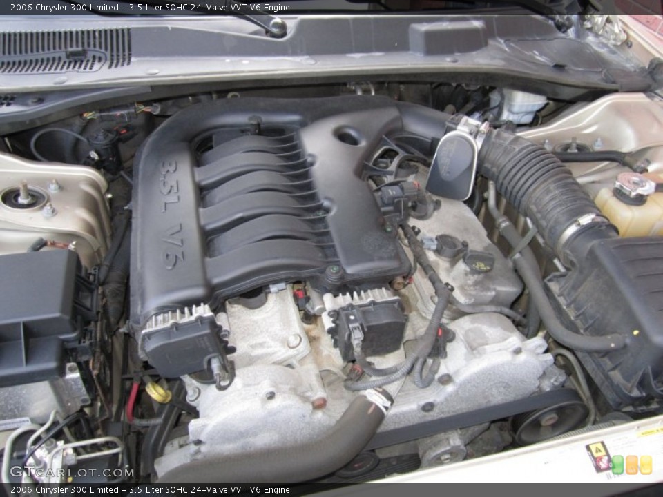 3.5 Liter SOHC 24-Valve VVT V6 2006 Chrysler 300 Engine
