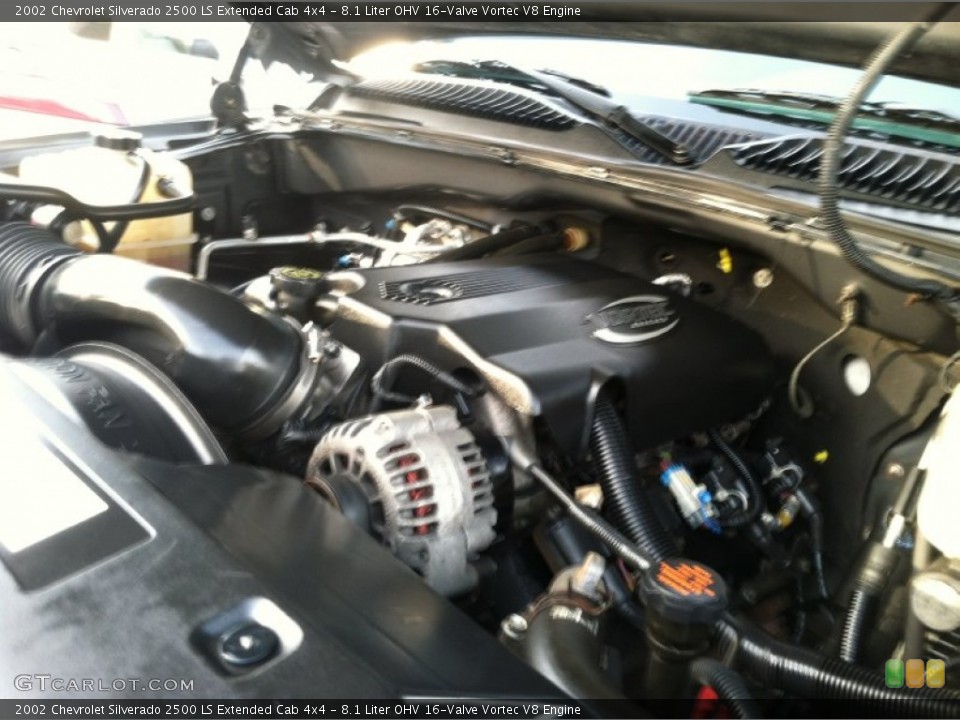 8.1 Liter OHV 16-Valve Vortec V8 2002 Chevrolet Silverado 2500 Engine