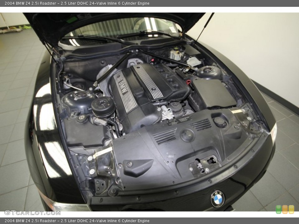 2.5 Liter DOHC 24-Valve Inline 6 Cylinder Engine for the 2004 BMW Z4 #74969323