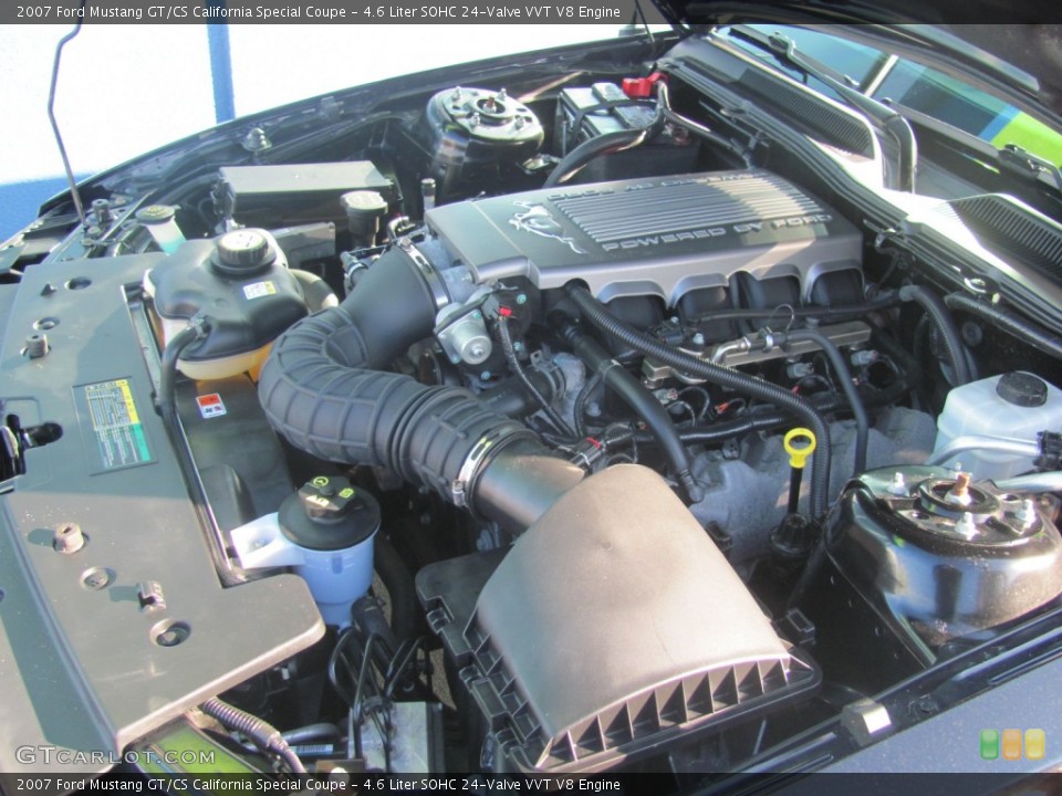 4.6 Liter SOHC 24-Valve VVT V8 Engine for the 2007 Ford Mustang #74976712