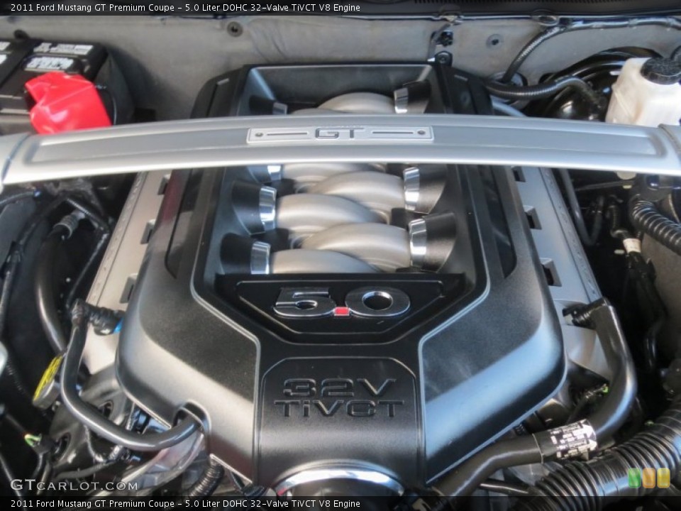 5.0 Liter DOHC 32-Valve TiVCT V8 Engine for the 2011 Ford Mustang #75047511
