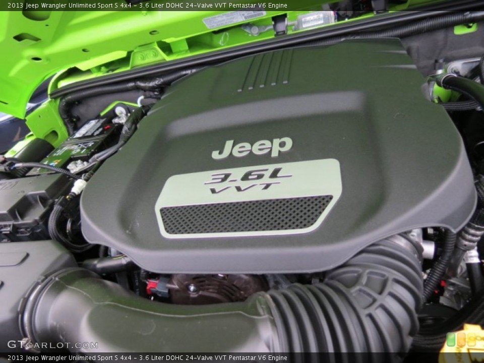 3.6 Liter DOHC 24-Valve VVT Pentastar V6 Engine for the 2013 Jeep Wrangler Unlimited #75246331