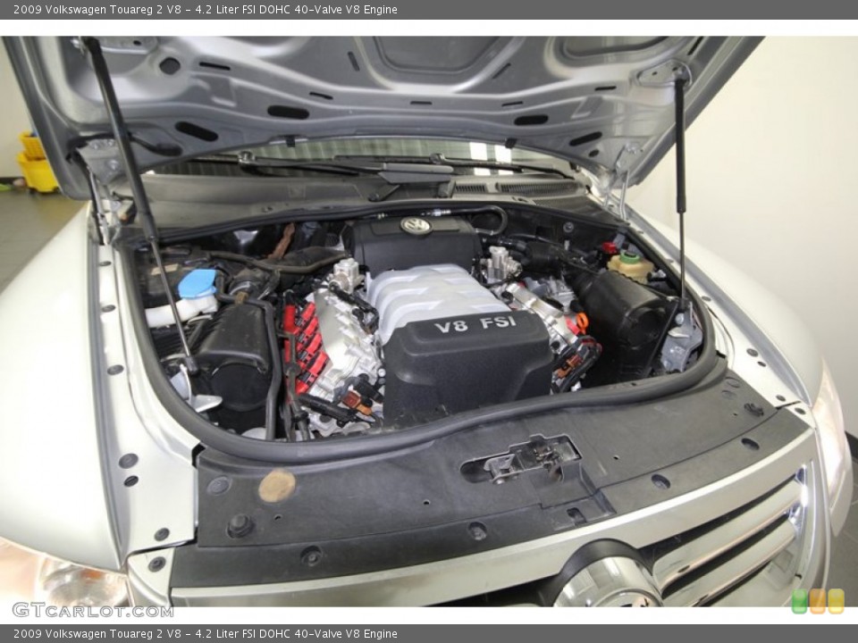 4.2 Liter FSI DOHC 40-Valve V8 2009 Volkswagen Touareg 2 Engine