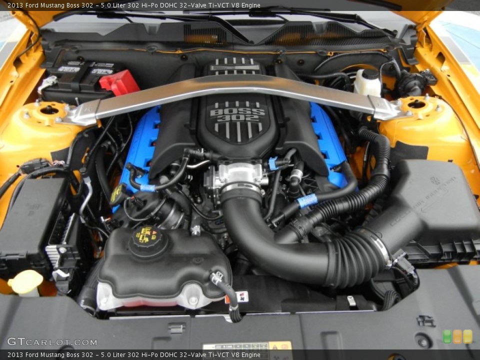 5.0 Liter 302 Hi-Po DOHC 32-Valve Ti-VCT V8 Engine for the 2013 Ford Mustang #75449724