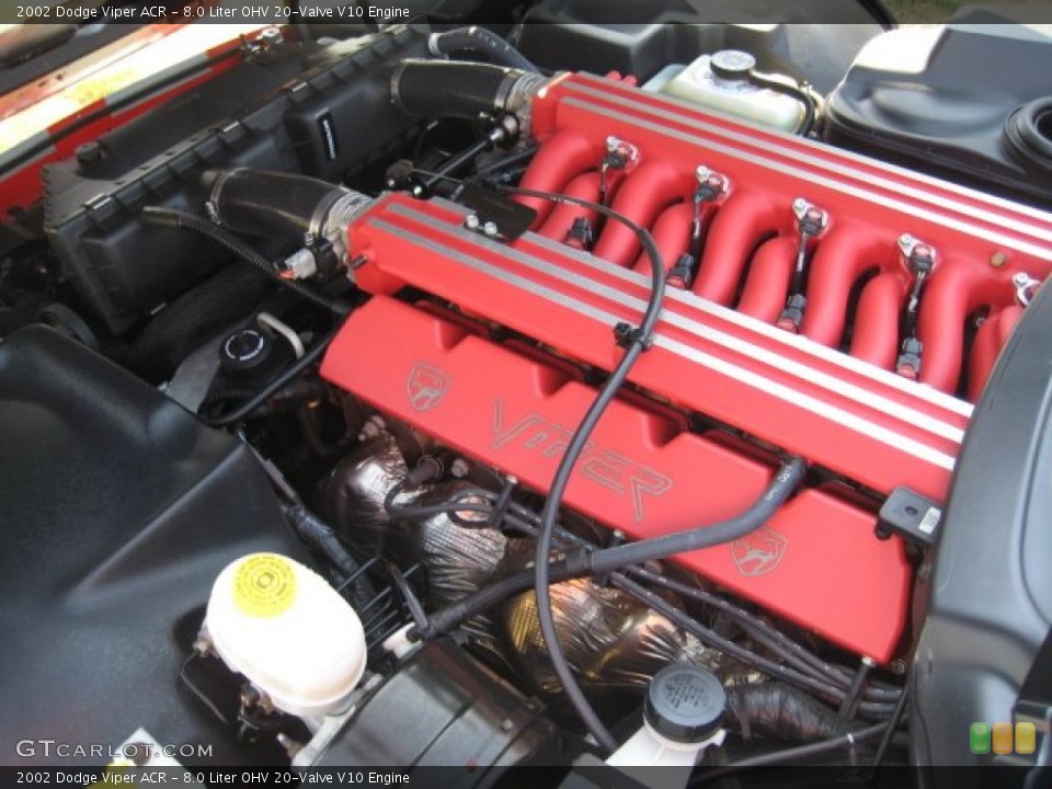 8.0 Liter OHV 20-Valve V10 2002 Dodge Viper Engine