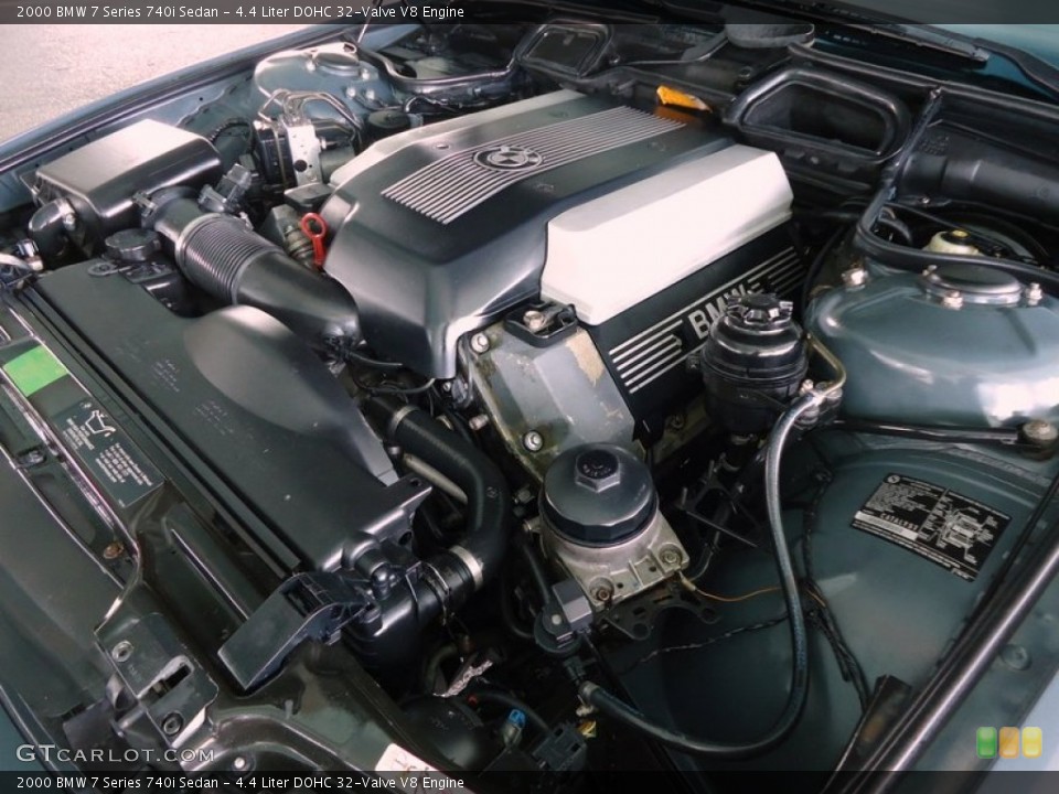 4.4 Liter DOHC 32-Valve V8 Engine for the 2000 BMW 7 Series #75831263