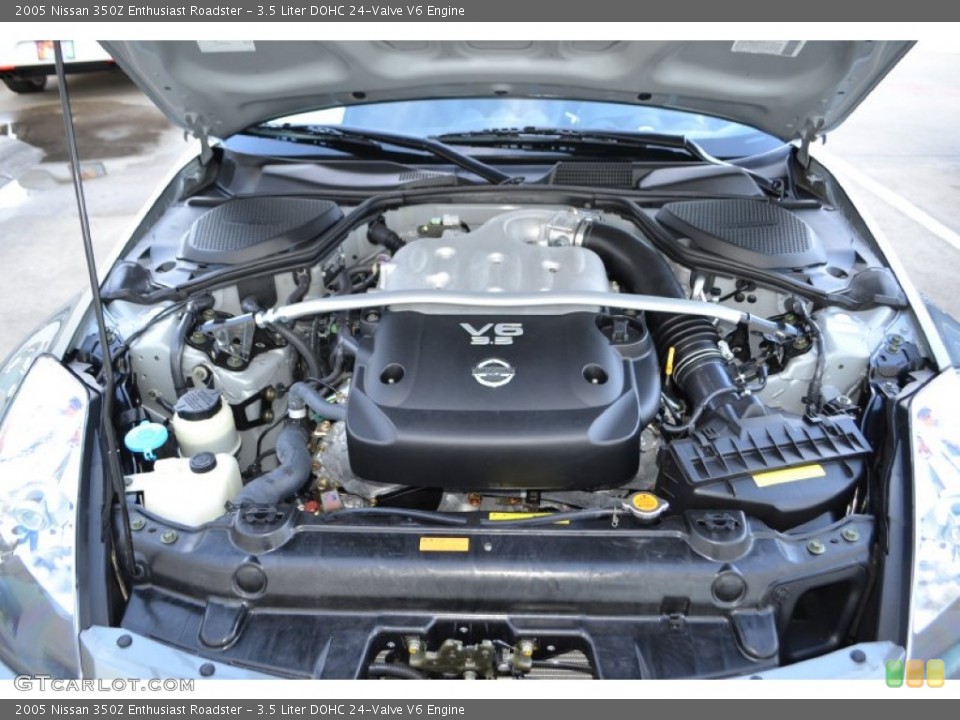 3.5 Liter DOHC 24-Valve V6 Engine for the 2005 Nissan 350Z #75877511