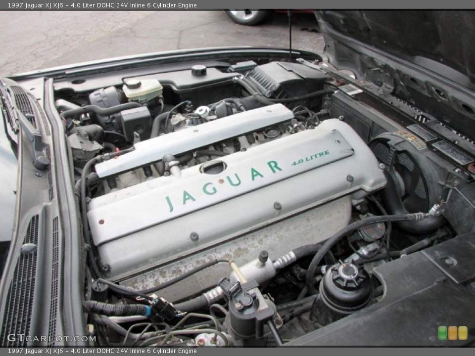 4.0 Liter DOHC 24V Inline 6 Cylinder 1997 Jaguar XJ Engine