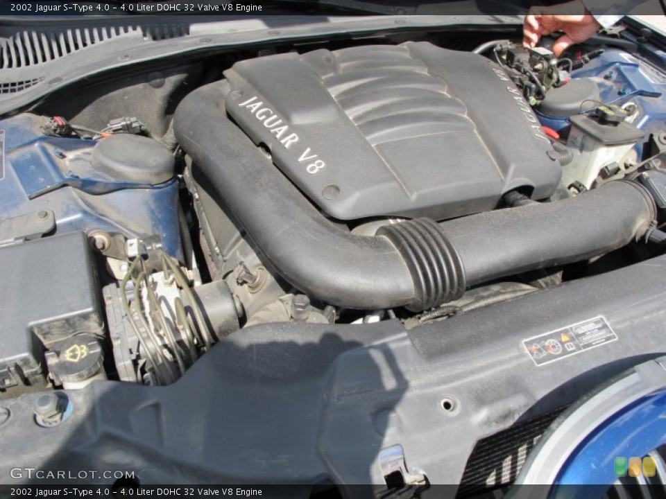 4.0 Liter DOHC 32 Valve V8 Engine for the 2002 Jaguar S-Type #75974959