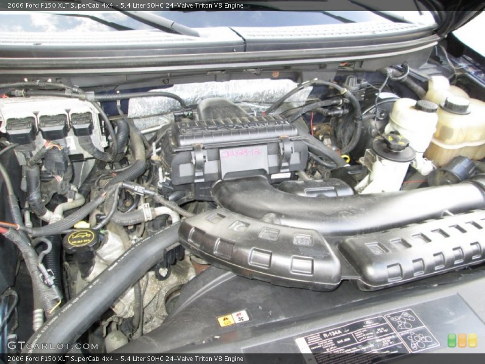 5.4 Liter SOHC 24-Valve Triton V8 Engine for the 2006 Ford F150 #76028037