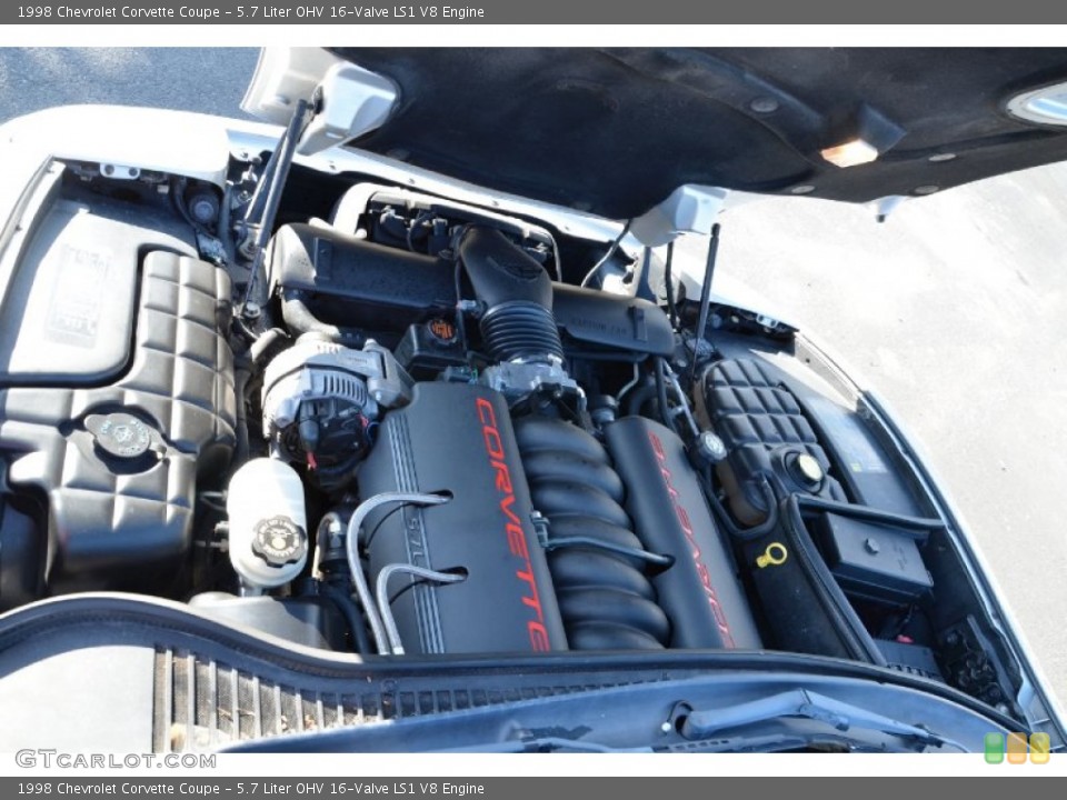 5.7 Liter OHV 16-Valve LS1 V8 Engine for the 1998 Chevrolet Corvette #76061703