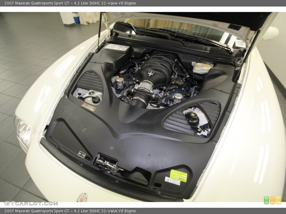 4.2 Liter DOHC 32-Valve V8 Engine for the 2007 Maserati Quattroporte #76192871