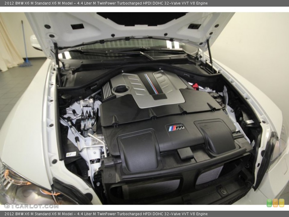 4.4 Liter M TwinPower Turbocharged HPDI DOHC 32-Valve VVT V8 2012 BMW X6 M Engine