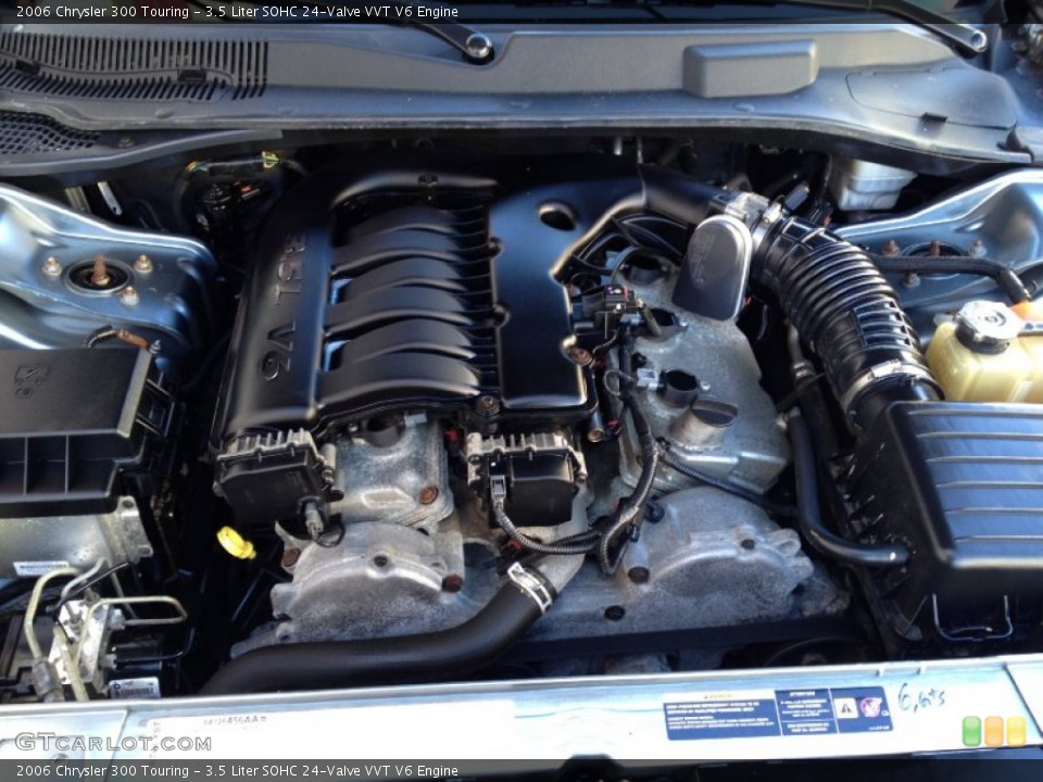 3.5 Liter SOHC 24-Valve VVT V6 Engine for the 2006 Chrysler 300 #76343318