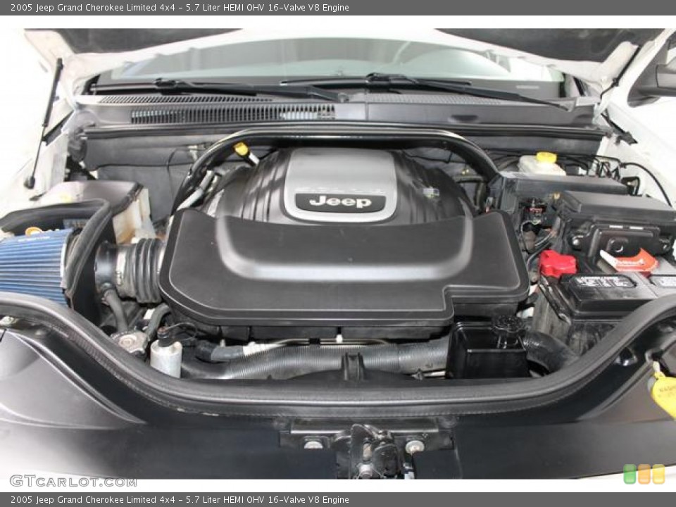 5.7 Liter HEMI OHV 16-Valve V8 Engine for the 2005 Jeep Grand Cherokee #76461011