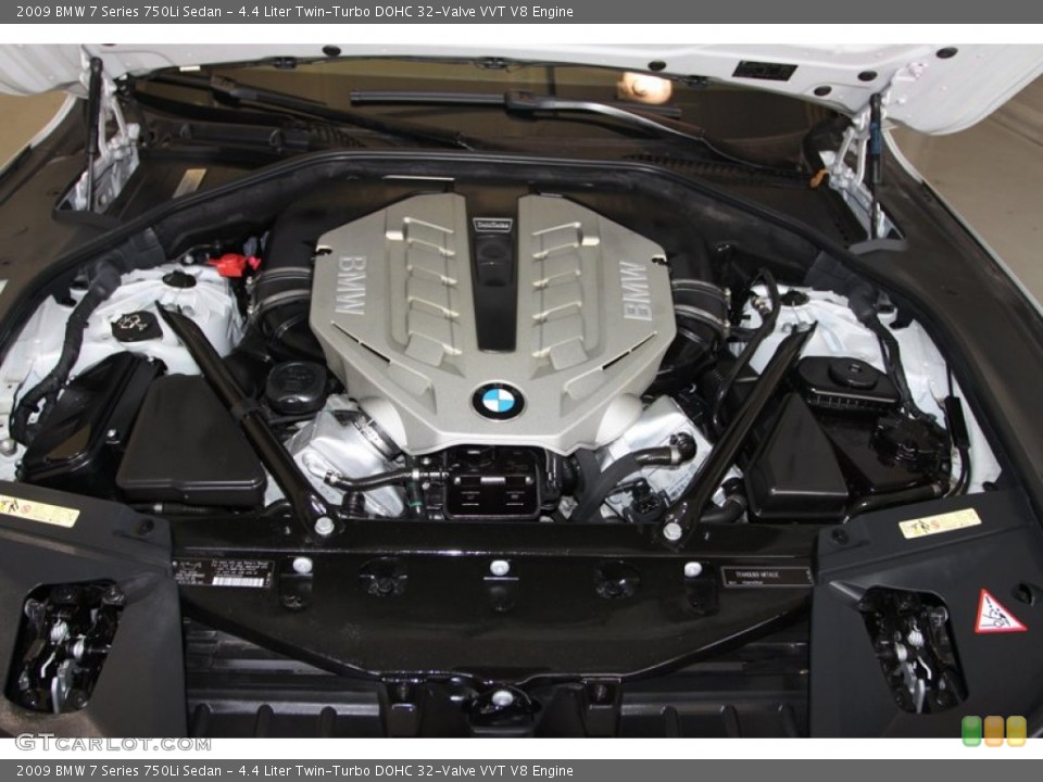 4.4 Liter Twin-Turbo DOHC 32-Valve VVT V8 Engine for the 2009 BMW 7 Series #76466302