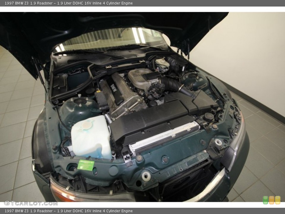1.9 Liter DOHC 16V Inline 4 Cylinder 1997 BMW Z3 Engine